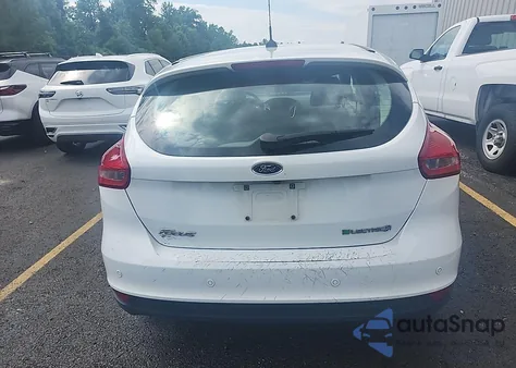 2017 Ford Focus Bev z USA, uszkodzony, nr VIN 1FADP3R46HL239525